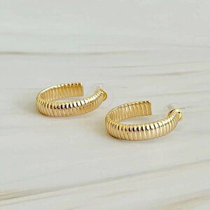 ELLISON & YOUNG SMALL LUX CABLED GOLDEN HOOP EARRINGS